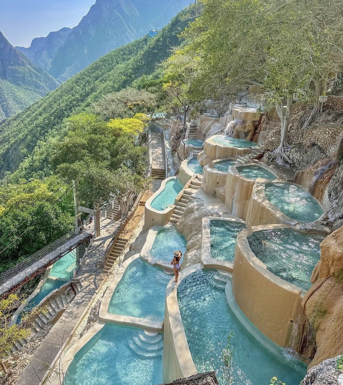Grutas de Tolantongo Tour from Mexico City (1- or 2-day)